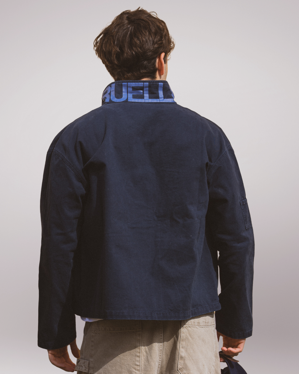 "REVEAL" OVERSHIRT